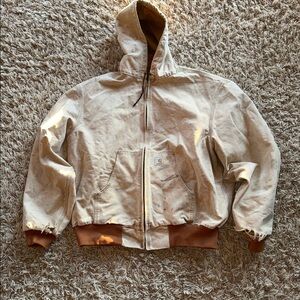 Vtg Mens Carhartt jacket,thrashed,Distressed XL. Has been used and has tears.